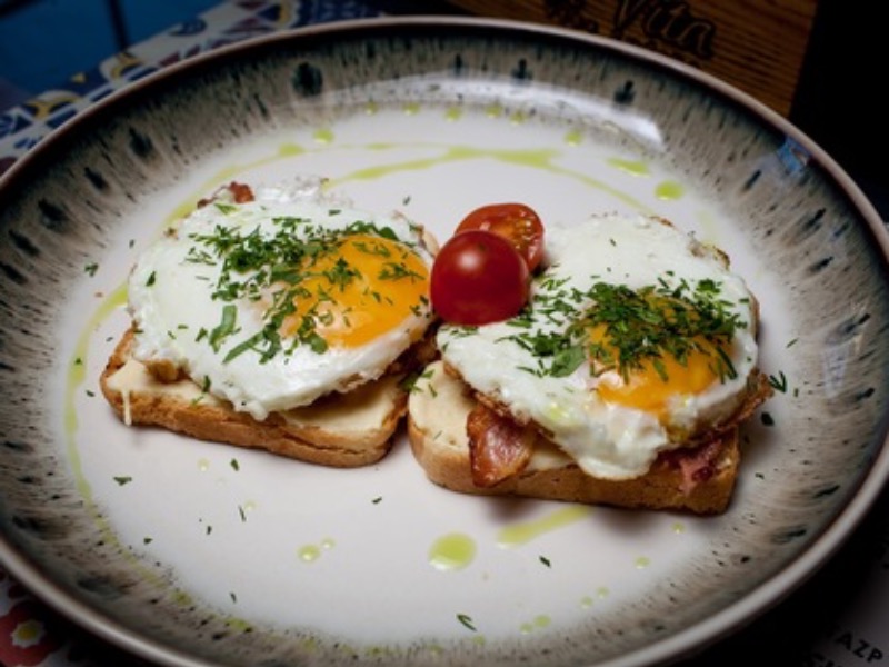 Тости з беконом / Toast with bacon