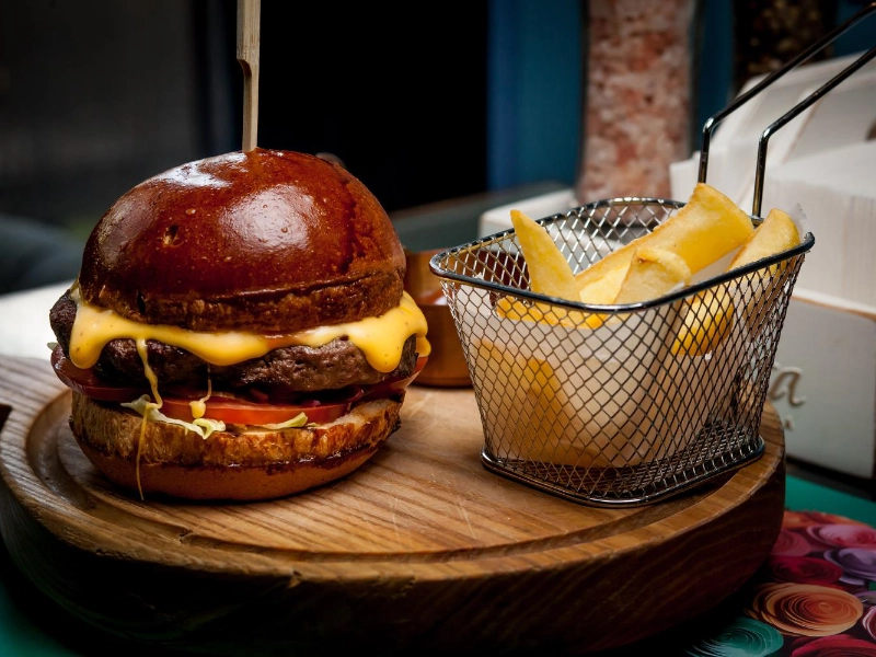 Чізбургер / Cheeseburger