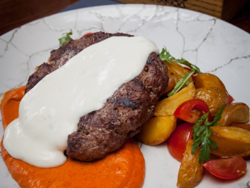 Стейк-біфштекс з яловичини / Beef steak