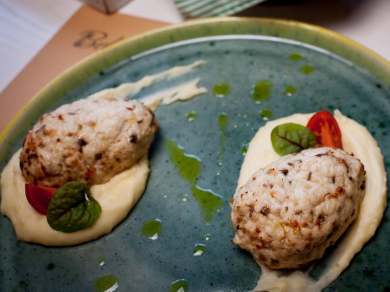 Курячі котлети з пюре / Chicken cutlet with mashed potatoes