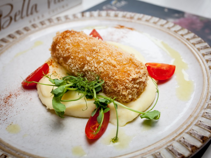 Котлета по-Київськи з картопляним пюре / Chicken Kyiv with mashed potatoes
