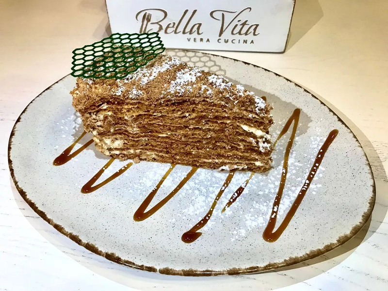 Медівник / Honey cake